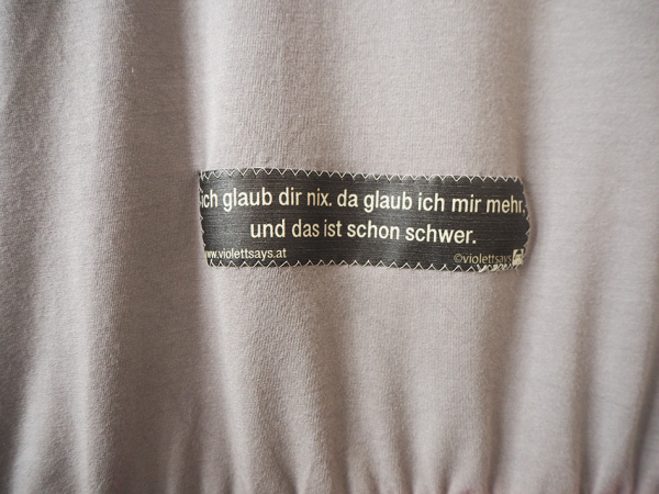 kurzarm oberteil zitat